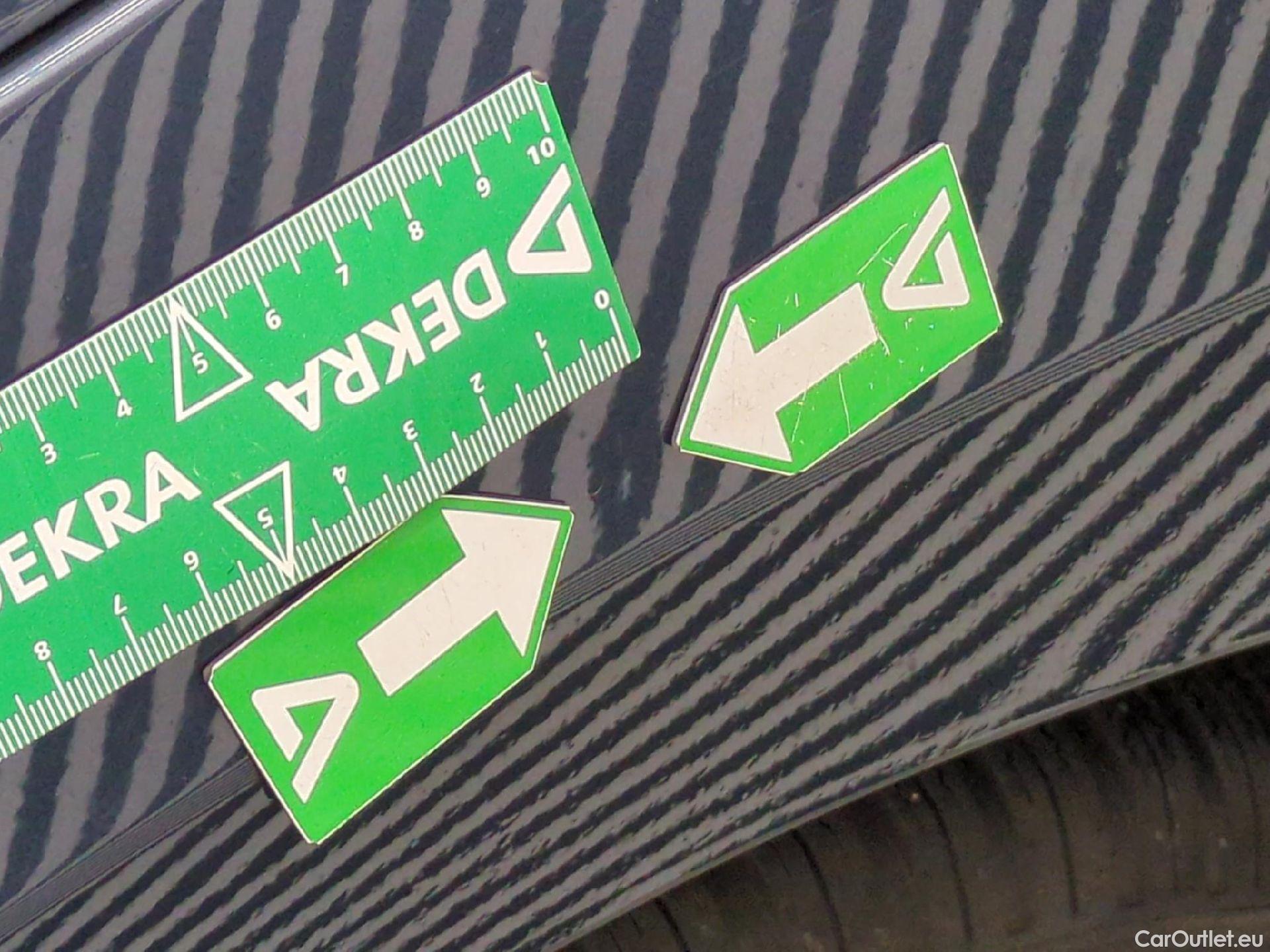  Hyundai  i30  cw Business 1.6 CRDi 115CV BVA7 E6d #42