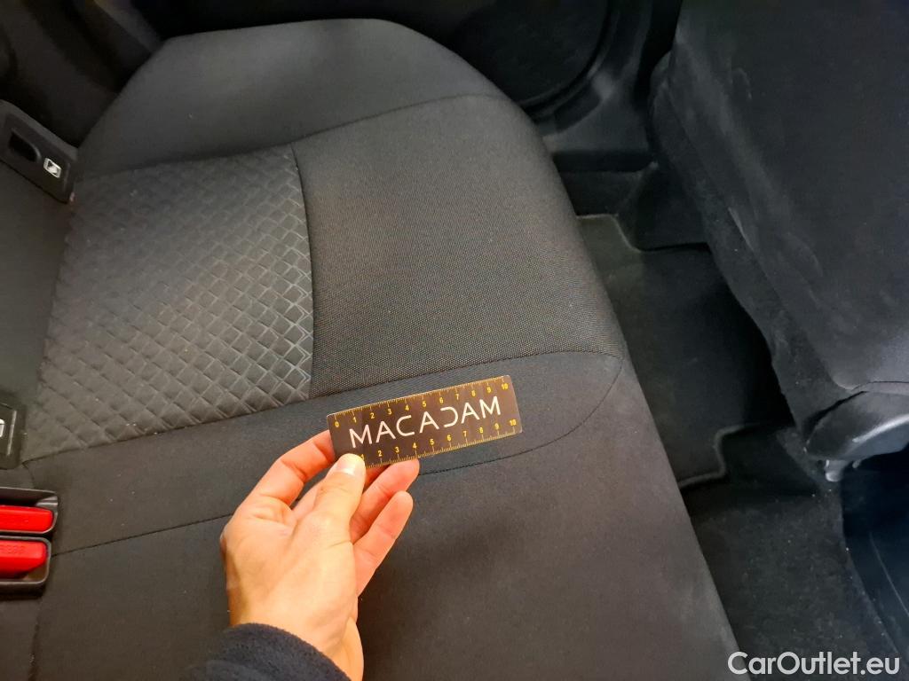  Toyota  C-HR TOYOTA  / 2016 / 5P / SUV 2.0 HYBRIDE 184 DYNAMIC BUSINESS #36