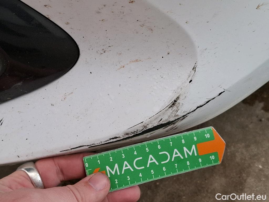  Toyota  Corolla TOYOTA  / 2018 / 5P / Berline Hybride 122h Dynamic Business Supp Lomb #4