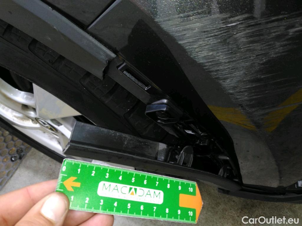  Toyota  C-HR TOYOTA  / 2016 / 5P / SUV 1.8 HYBRIDE 122 DYNAMIC BUSINESS #34