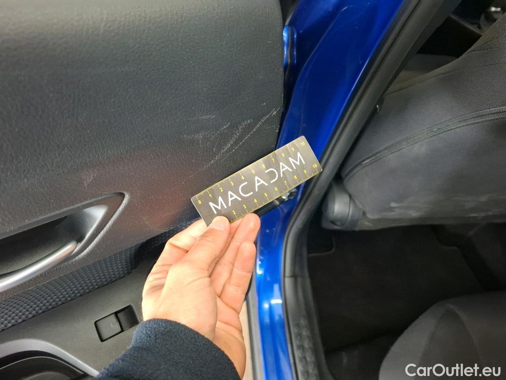  Toyota  C-HR TOYOTA  / 2016 / 5P / SUV 2.0 HYBRIDE 184 DYNAMIC BUSINESS #13