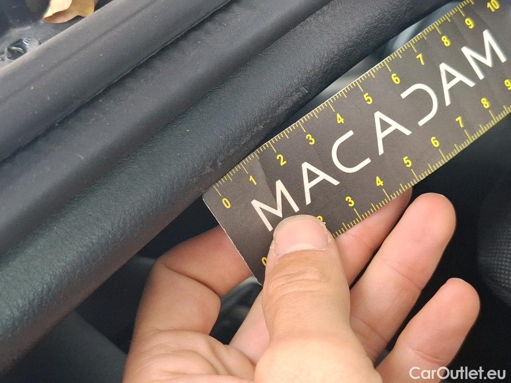  Toyota  C-HR TOYOTA  / 2016 / 5P / SUV 2.0 HYBRIDE 184 DYNAMIC BUSINESS #26