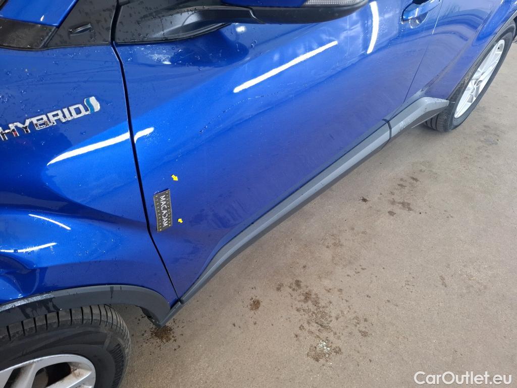  Toyota  C-HR TOYOTA  / 2016 / 5P / SUV 2.0 HYBRIDE 184 DYNAMIC BUSINESS #3