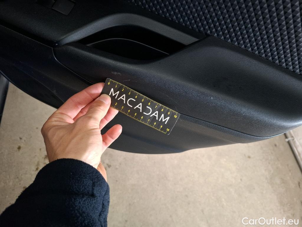  Toyota  C-HR TOYOTA  / 2016 / 5P / SUV 2.0 HYBRIDE 184 DYNAMIC BUSINESS #24