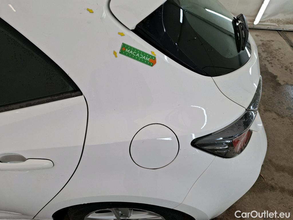  Toyota  Corolla TOYOTA  / 2018 / 5P / Berline Hybride 122h Dynamic Business Supp Lomb #22