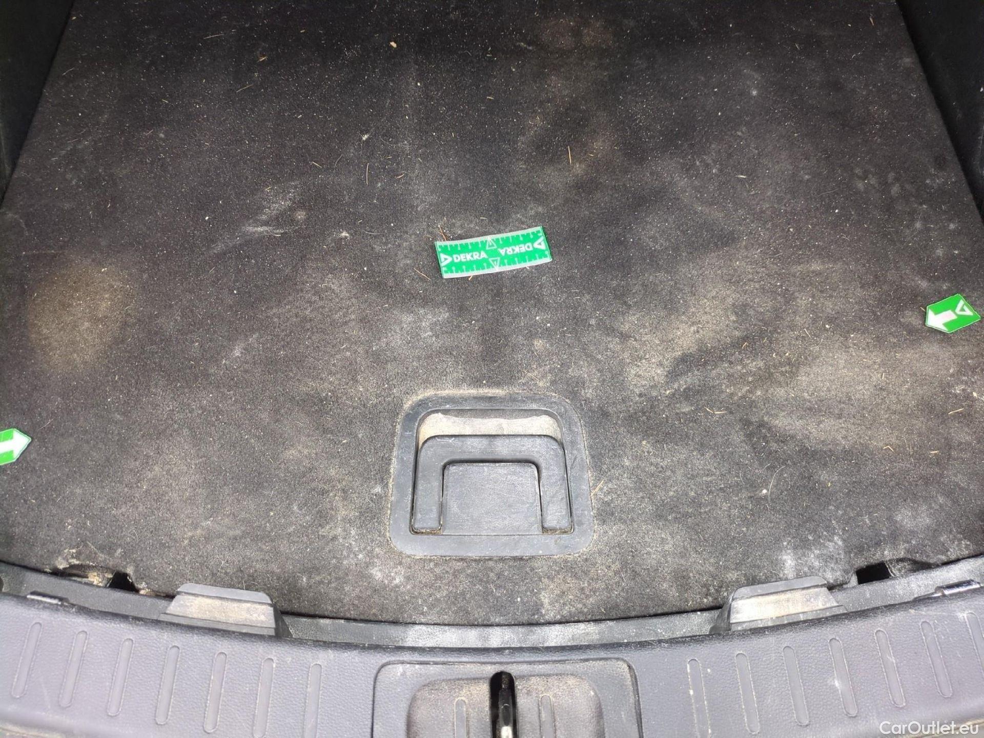  Toyota  Corolla TOYOTA  Touring Sports / 2018 / 5P / Break Hybride 122h Dynamic Business Beyond Zer #6