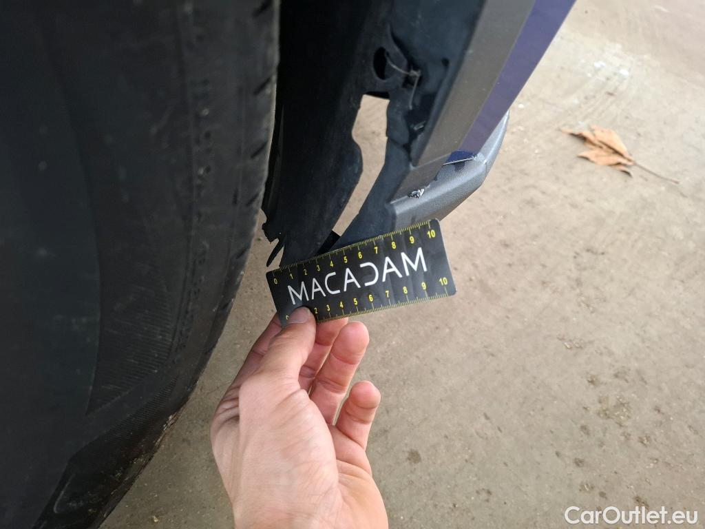  Toyota  C-HR TOYOTA  / 2016 / 5P / SUV 2.0 HYBRIDE 184 DYNAMIC BUSINESS #9