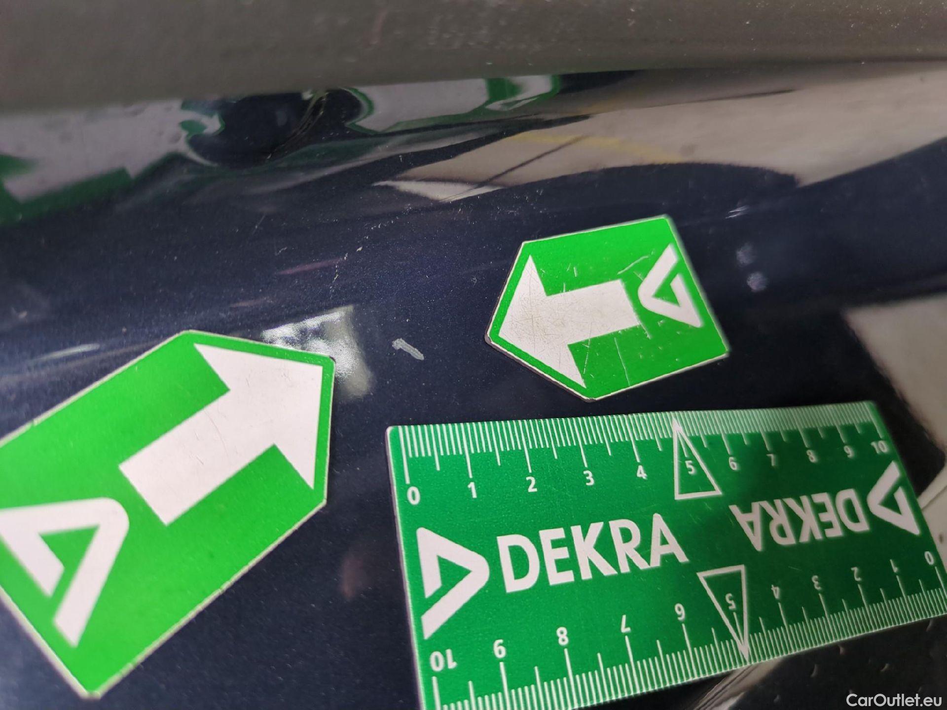  Hyundai  i30  cw Business 1.6 CRDi 115CV BVA7 E6d #25