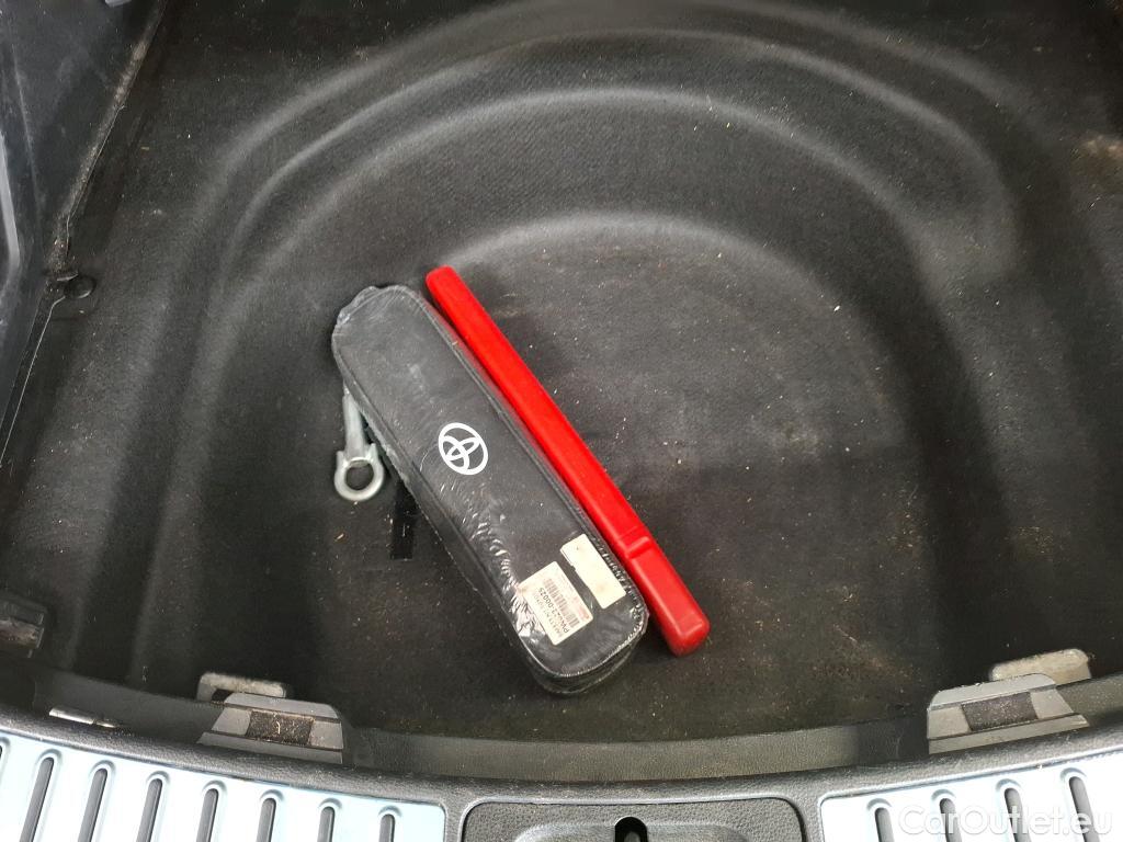  Toyota  Corolla TOYOTA  Touring Sports  2018  5P Break Hybride 184h Collection #33