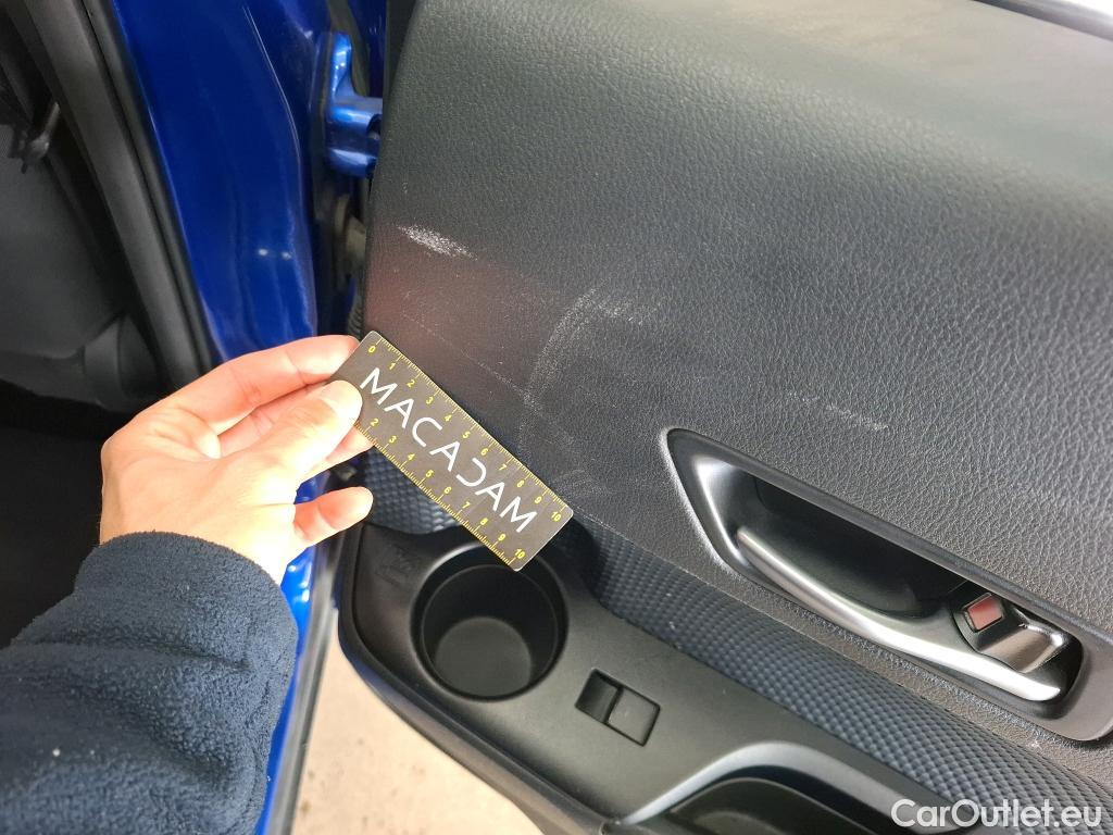  Toyota  C-HR TOYOTA  / 2016 / 5P / SUV 2.0 HYBRIDE 184 DYNAMIC BUSINESS #23