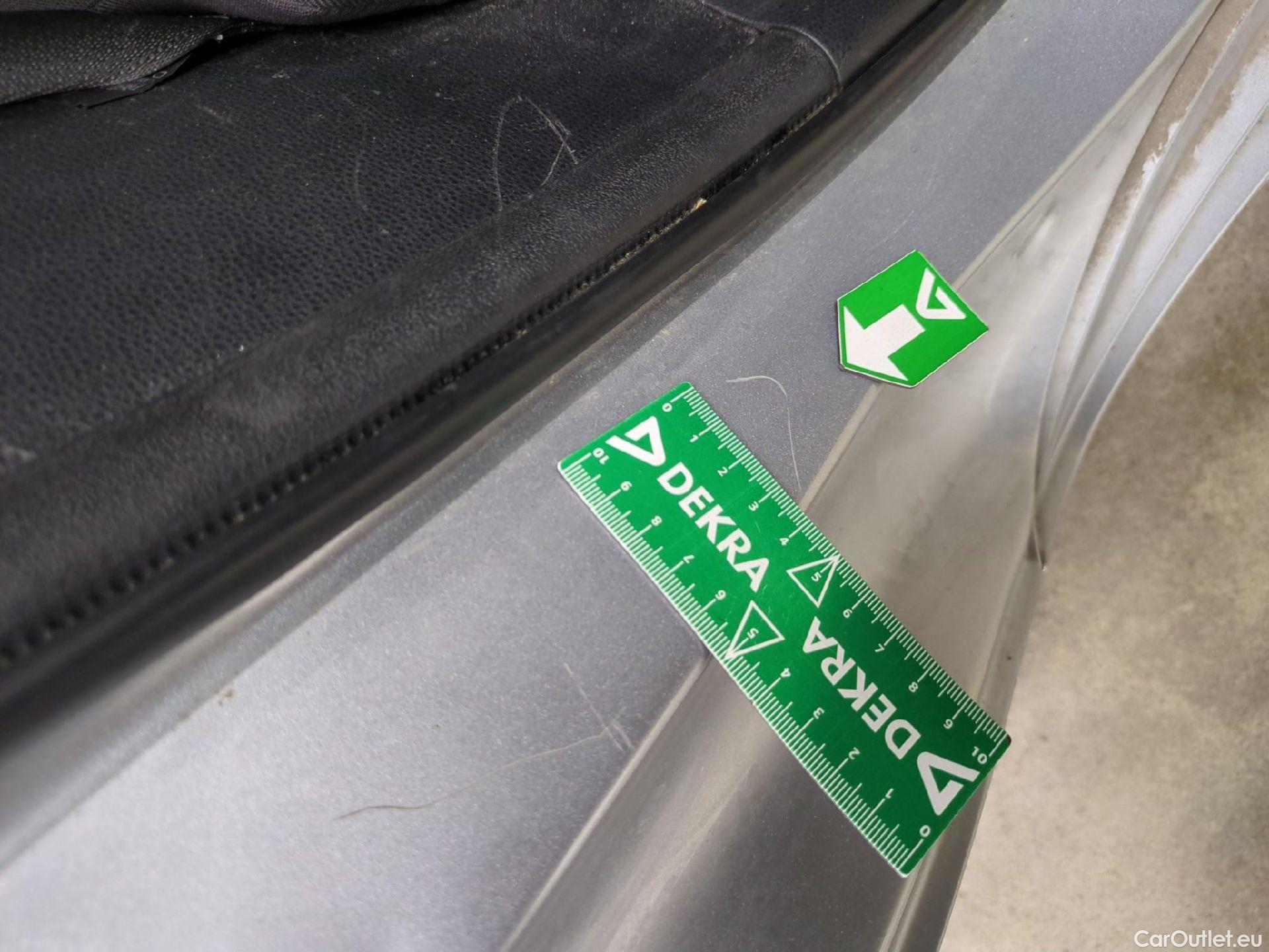  Toyota  Corolla TOYOTA  Touring Sports / 2018 / 5P / Break Hybride 122h Dynamic Business Beyond Zer #33