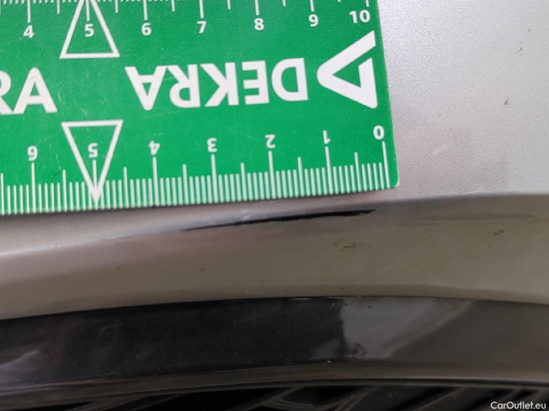  Toyota  Corolla TOYOTA  Touring Sports / 2018 / 5P / Break Hybride 122h Dynamic Business Beyond Zer #40