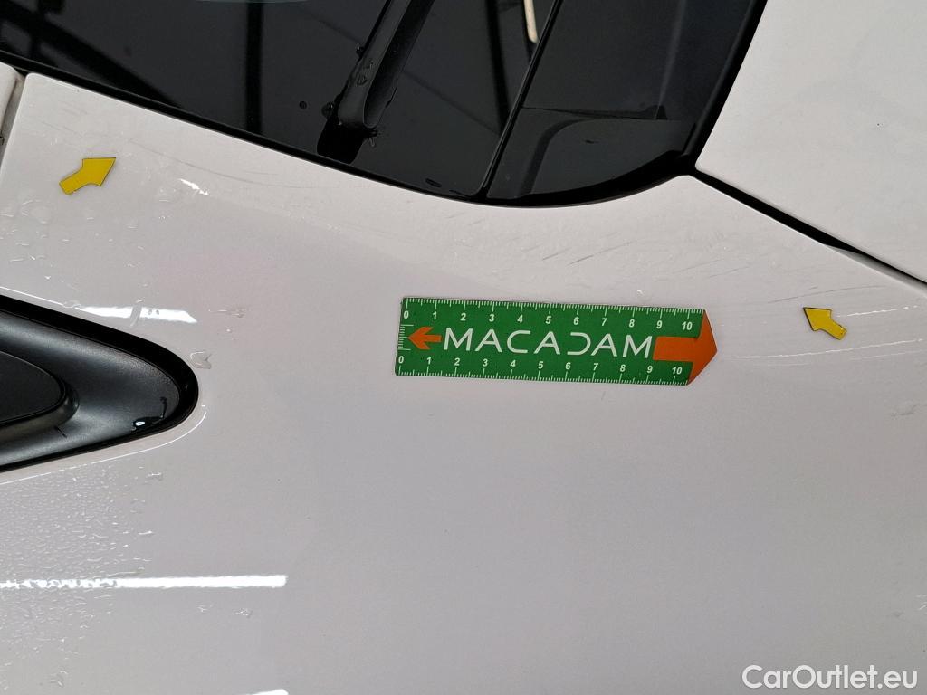  Toyota  Corolla TOYOTA  / 2018 / 5P / Berline Hybride 122h Dynamic Business Supp Lomb #43