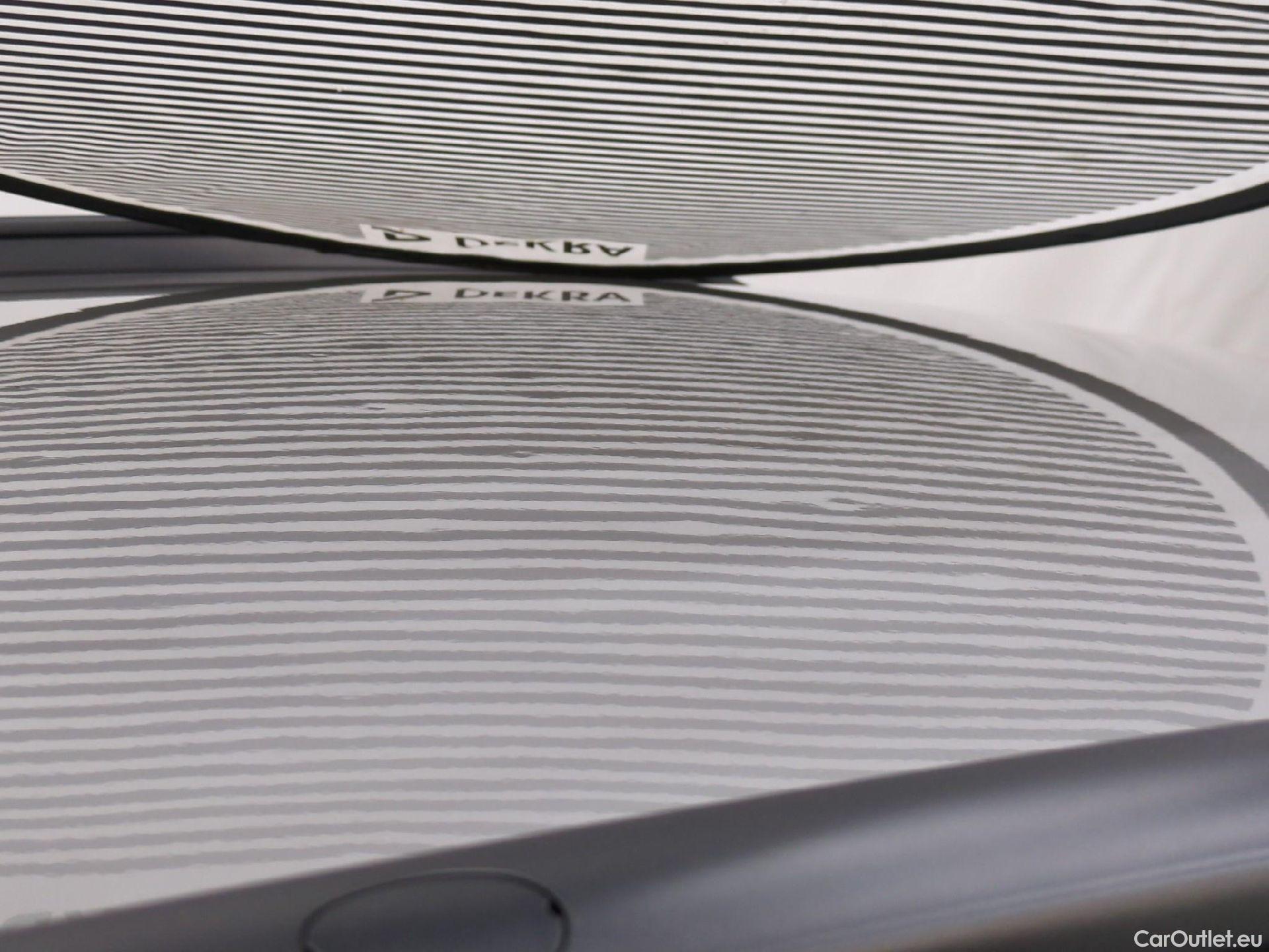  Hyundai  Konna HYUNDAI Kona / 2020 / 5P / SUV 1.0 T-GDI 120 HYBRID 48V BUSINESS #27