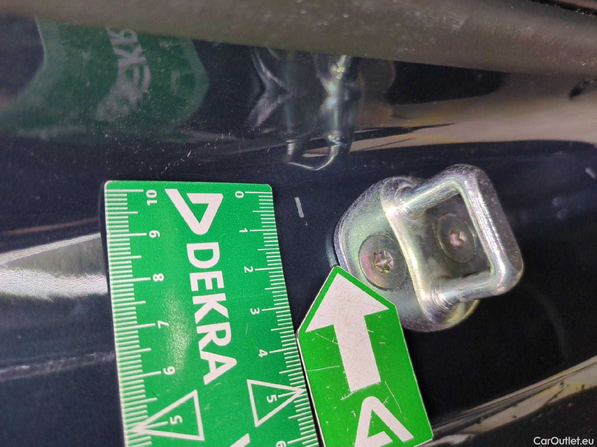  Hyundai  i30  cw Business 1.6 CRDi 115CV BVA7 E6d #24