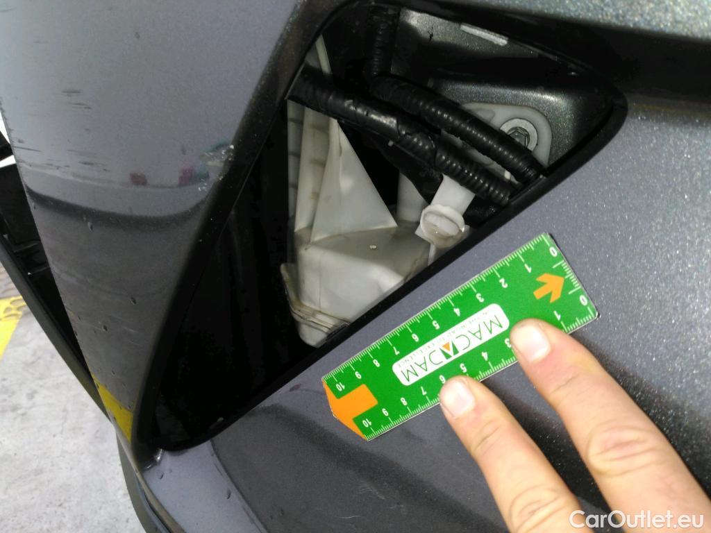  Toyota  C-HR TOYOTA  / 2016 / 5P / SUV 1.8 HYBRIDE 122 DYNAMIC BUSINESS #31