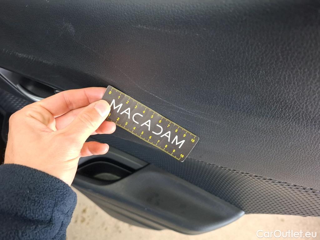  Toyota  C-HR TOYOTA  / 2016 / 5P / SUV 2.0 HYBRIDE 184 DYNAMIC BUSINESS #21