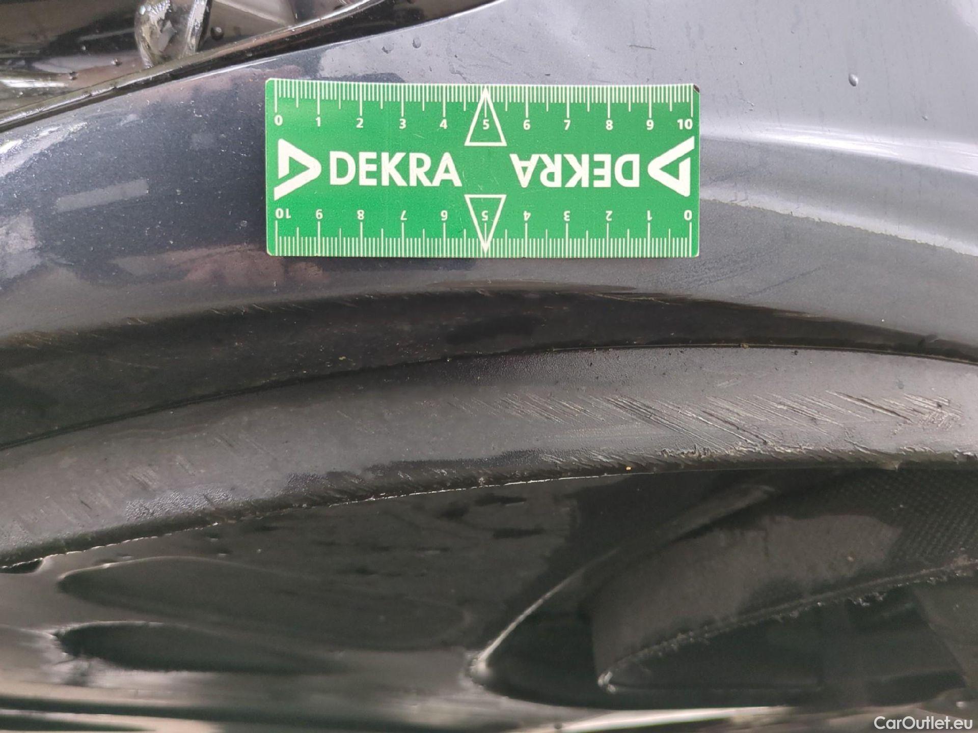  Hyundai  i30  cw Business 1.6 CRDi 115CV BVA7 E6d #30