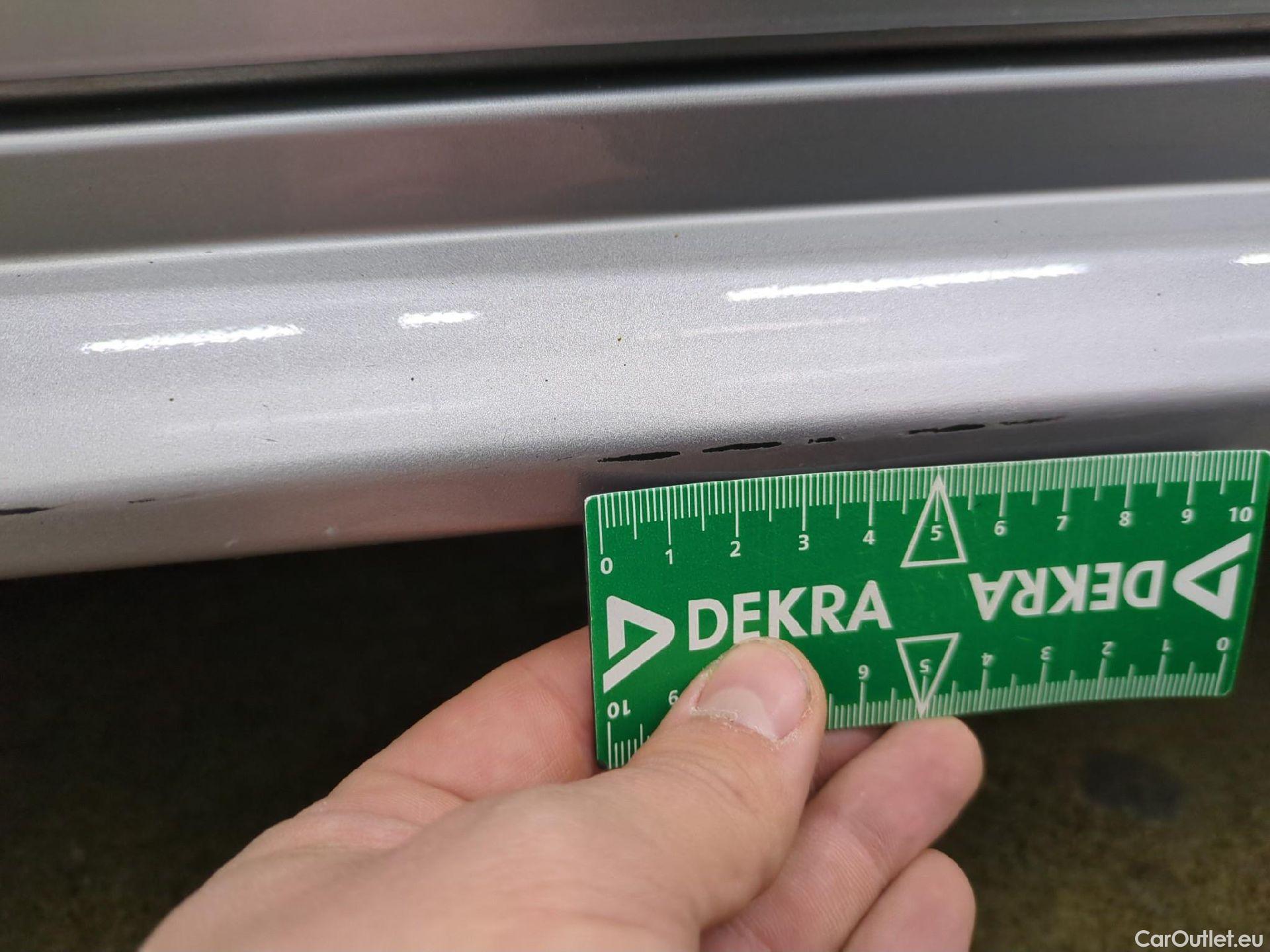  Toyota  Corolla TOYOTA  Touring Sports / 2018 / 5P / Break Hybride 122h Dynamic Business Beyond Zer #46