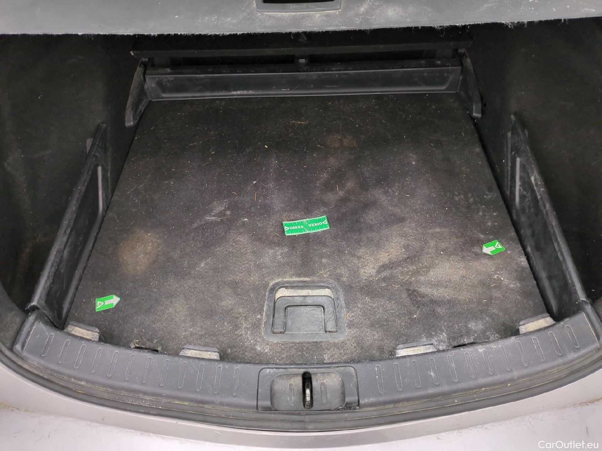  Toyota  Corolla TOYOTA  Touring Sports / 2018 / 5P / Break Hybride 122h Dynamic Business Beyond Zer #11