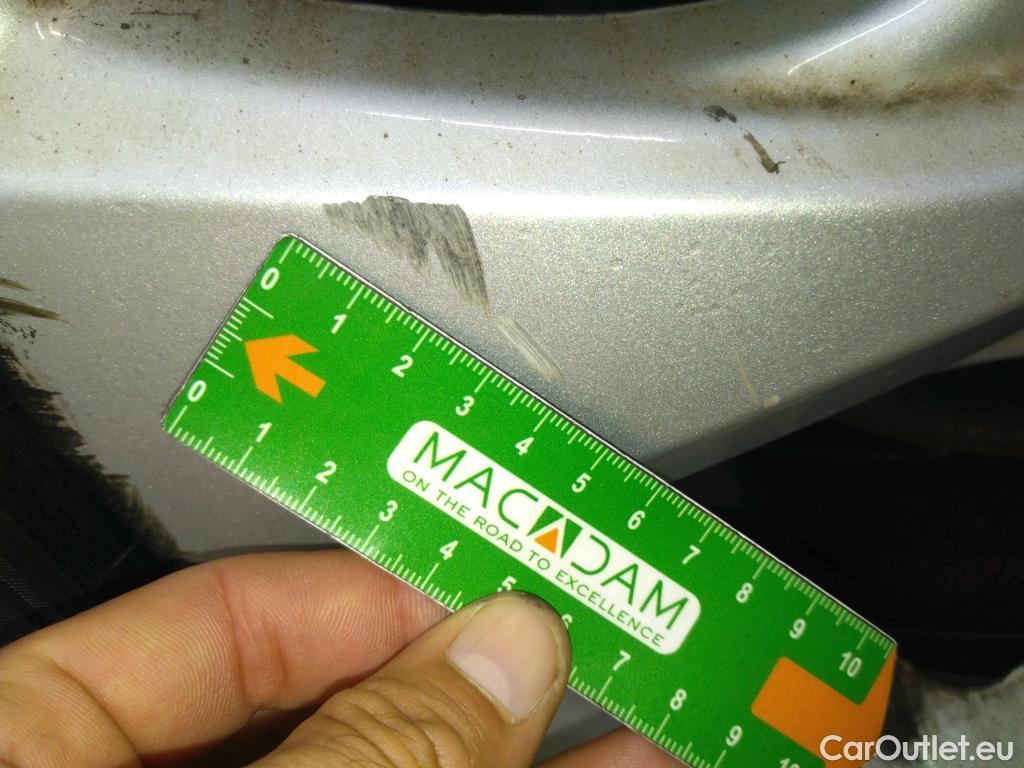  Toyota  C-HR TOYOTA  / 2016 / 5P / SUV 1.8 HYBRIDE 122 DYNAMIC BUSINESS #18