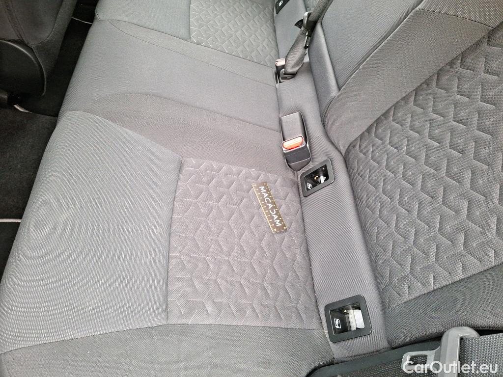  Land Rover  Discovery TOYOTA Corolla  2018  5P  Berline Hybride 122h Dynamic Business Supp Lomb #10