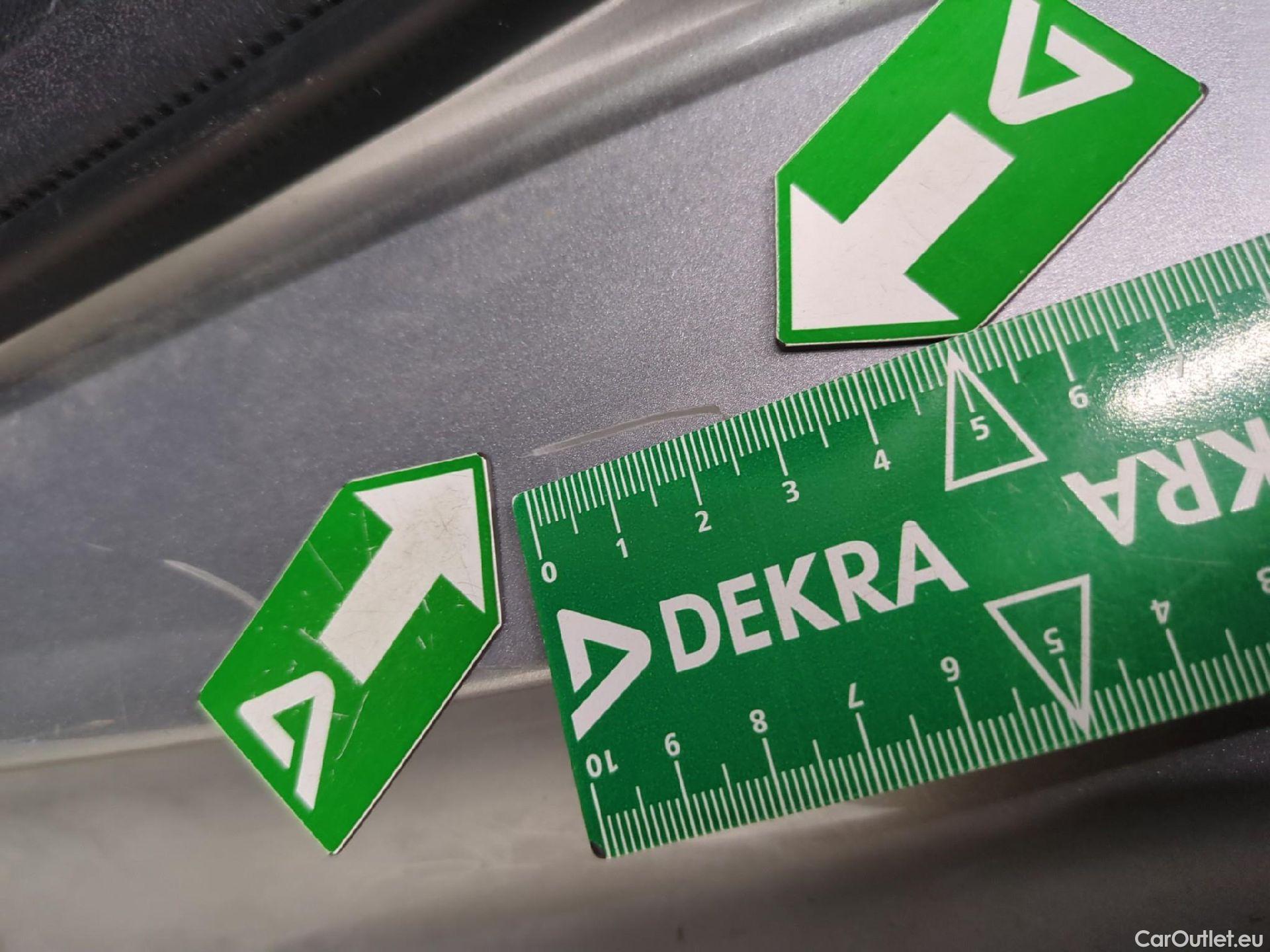  Toyota  Corolla TOYOTA  Touring Sports / 2018 / 5P / Break Hybride 122h Dynamic Business Beyond Zer #1