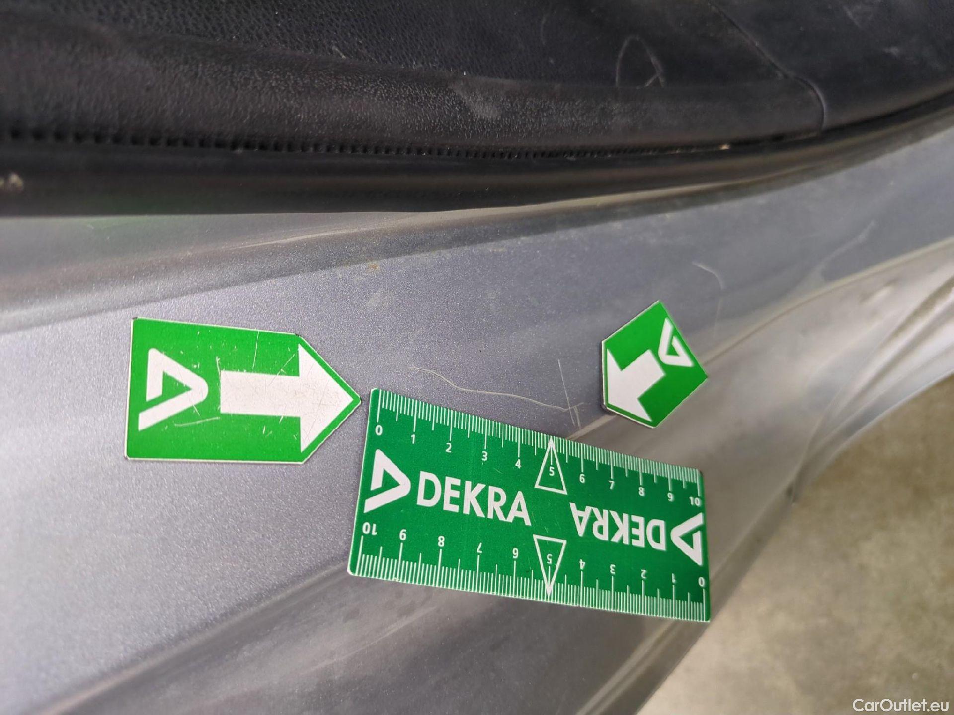  Toyota  Corolla TOYOTA  Touring Sports / 2018 / 5P / Break Hybride 122h Dynamic Business Beyond Zer #31