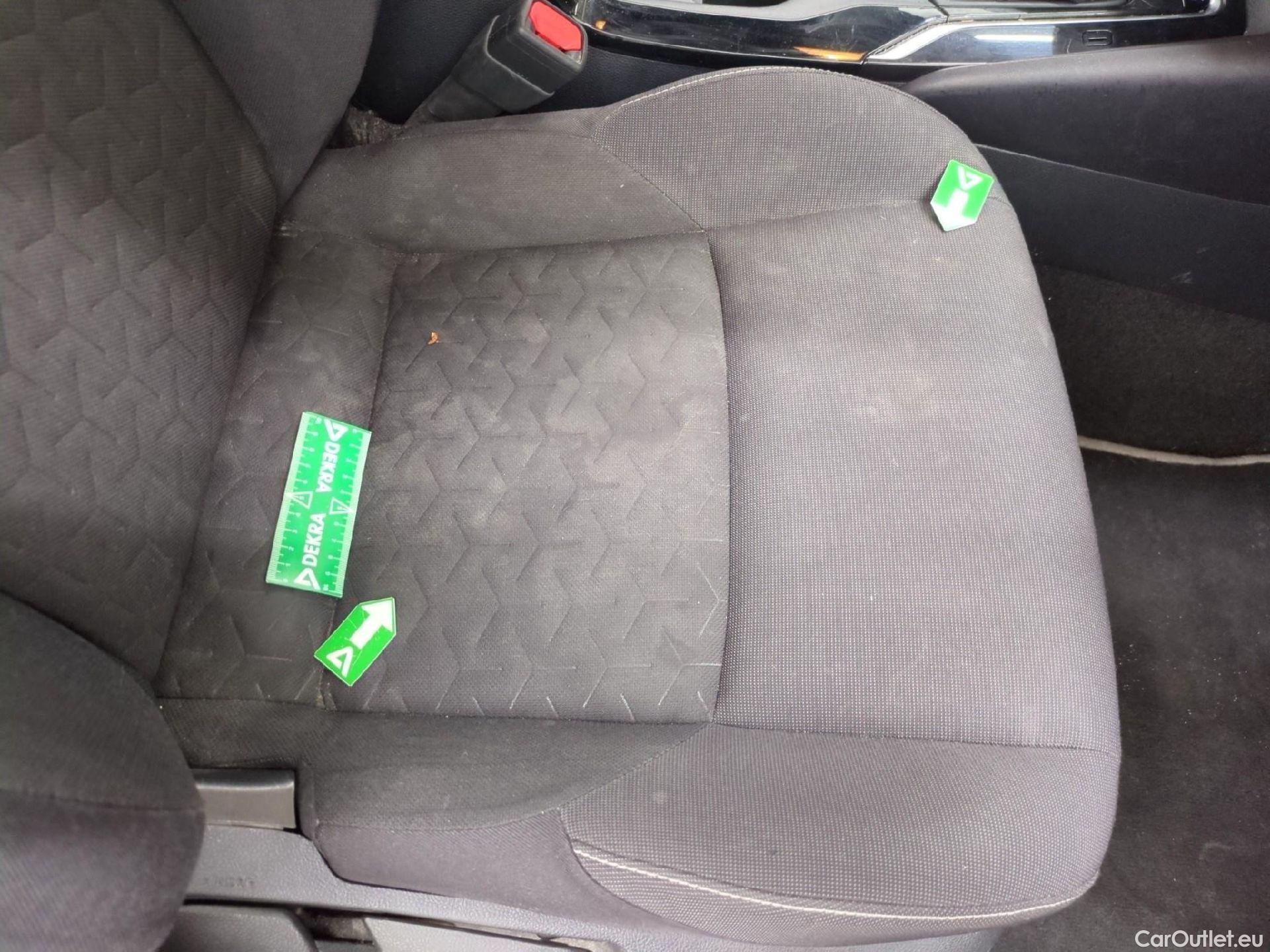  Toyota  Corolla TOYOTA  Touring Sports / 2018 / 5P / Break Hybride 122h Dynamic Business Beyond Zer #9