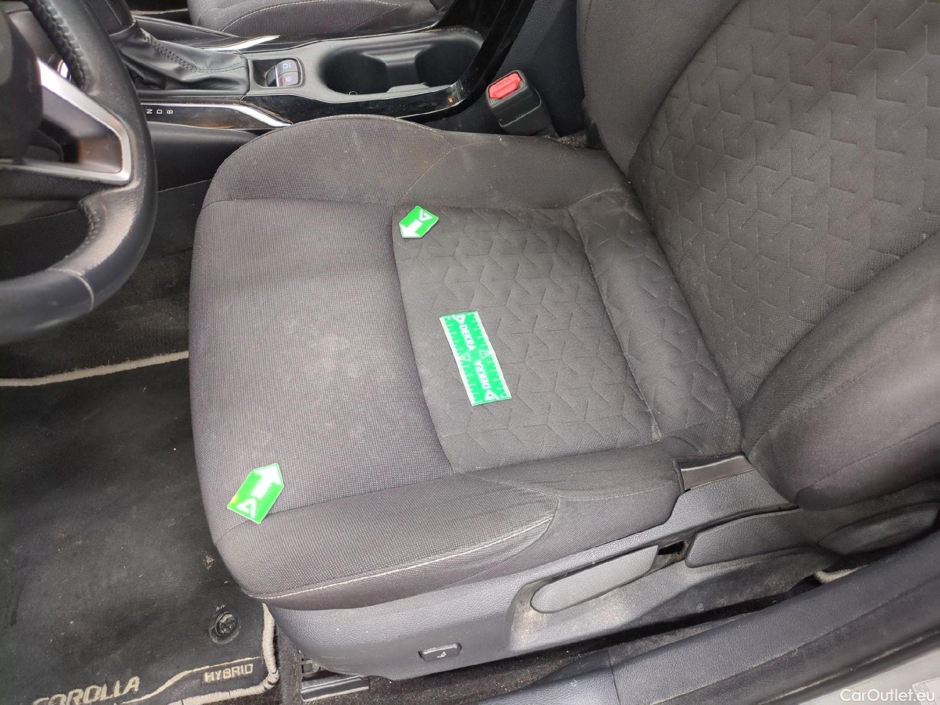  Toyota  Corolla TOYOTA  Touring Sports / 2018 / 5P / Break Hybride 122h Dynamic Business Beyond Zer #4