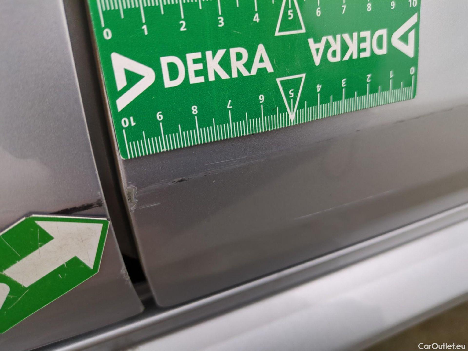  Toyota  Corolla TOYOTA  Touring Sports / 2018 / 5P / Break Hybride 122h Dynamic Business Beyond Zer #52