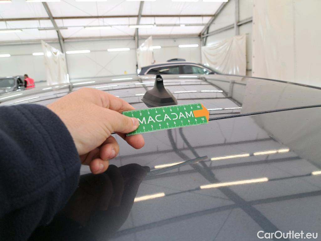  Renault  Megane RENAULT Mégane Berline / 2020 / 5P / Berline Business TCe 140 EDC FAP -21B #31