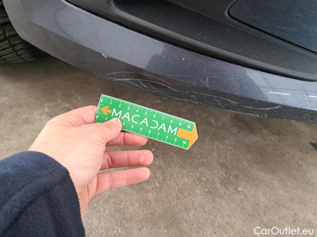  Renault  Megane RENAULT Mégane Berline / 2020 / 5P / Berline Business TCe 140 EDC FAP -21B #16