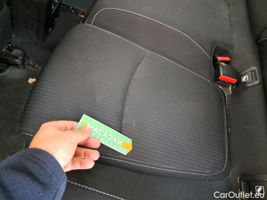  Renault  Megane RENAULT Mégane Berline / 2020 / 5P / Berline Business TCe 140 EDC FAP -21B #29