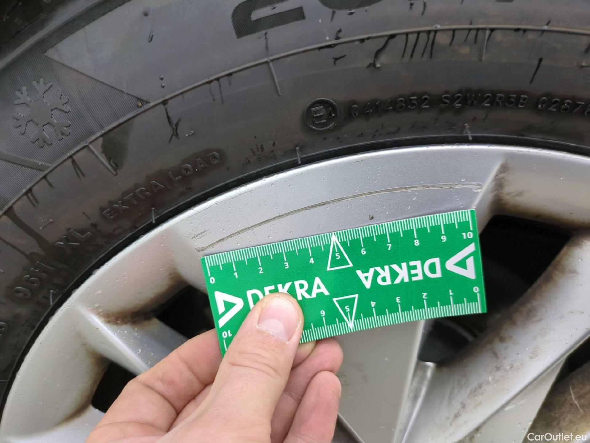  Skoda  Octavia  Berline Business 2.0 TDI 150CV BVA7 E6d #18