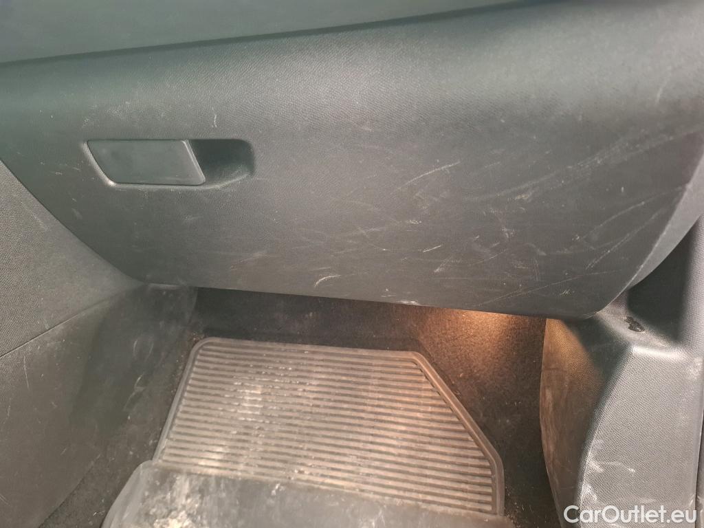  Peugeot  308  SW Allure 1.5 HDi 130CV BVM6 E6d #18