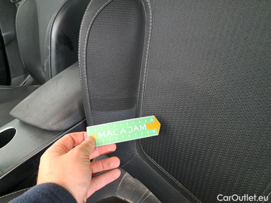  Renault  Megane RENAULT Mégane Berline / 2020 / 5P / Berline Business TCe 140 EDC FAP -21B #28