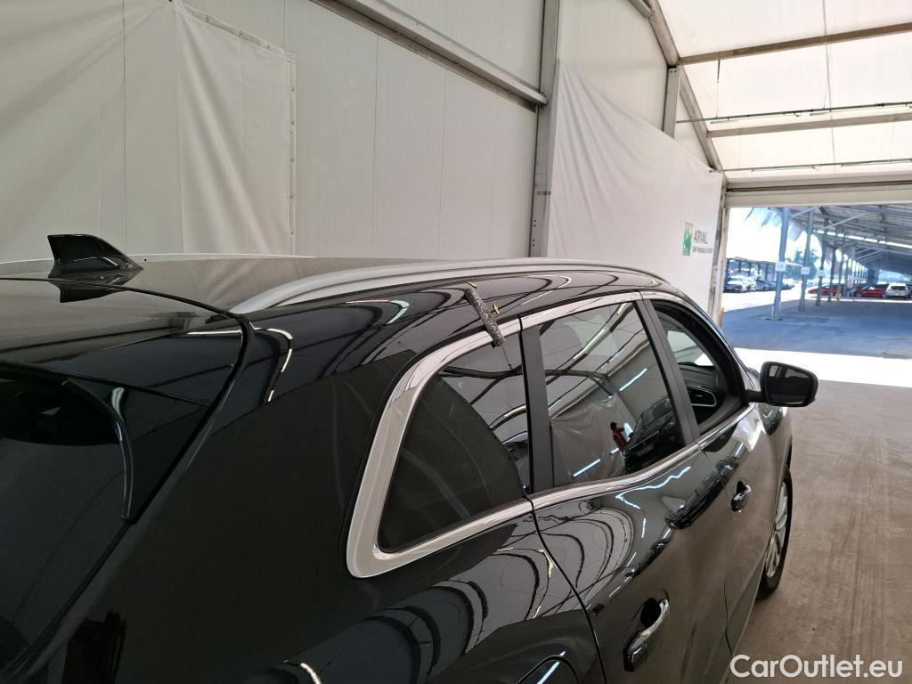  Renault  Kadjar RENAULT  / 2018 / 5P / Crossover Business Blue dCi 115 #30