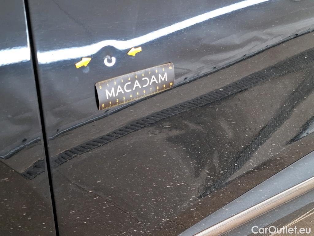  Renault  Kadjar RENAULT  / 2018 / 5P / Crossover Business Blue dCi 115 #27