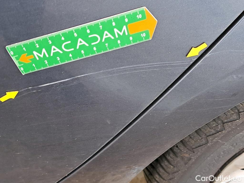  Renault  Megane RENAULT Mégane Berline / 2020 / 5P / Berline Business TCe 140 EDC FAP -21B #14