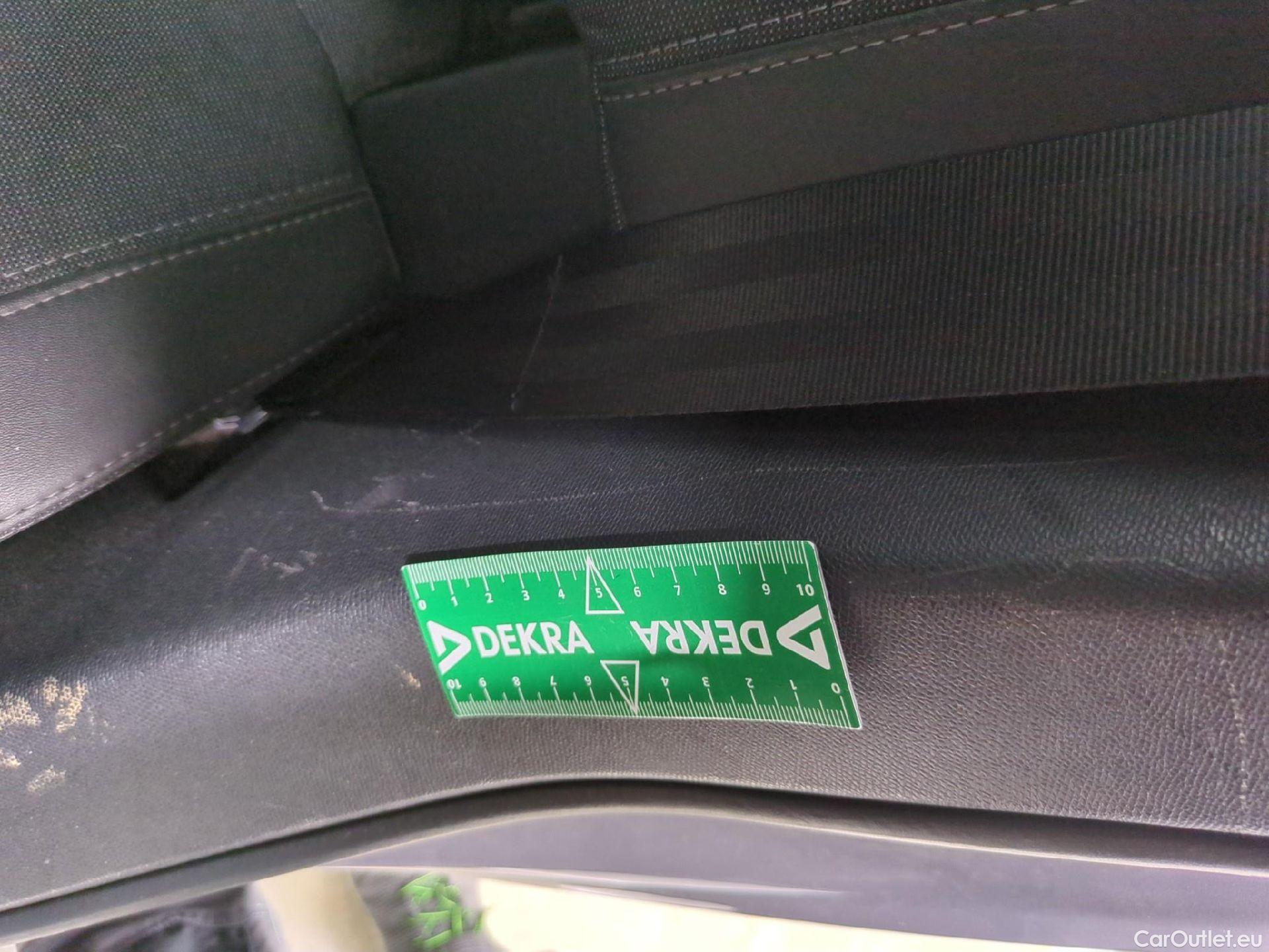  Peugeot  308  SW Allure Business 1.2 PureTech 130CV BVA8 E6d #10