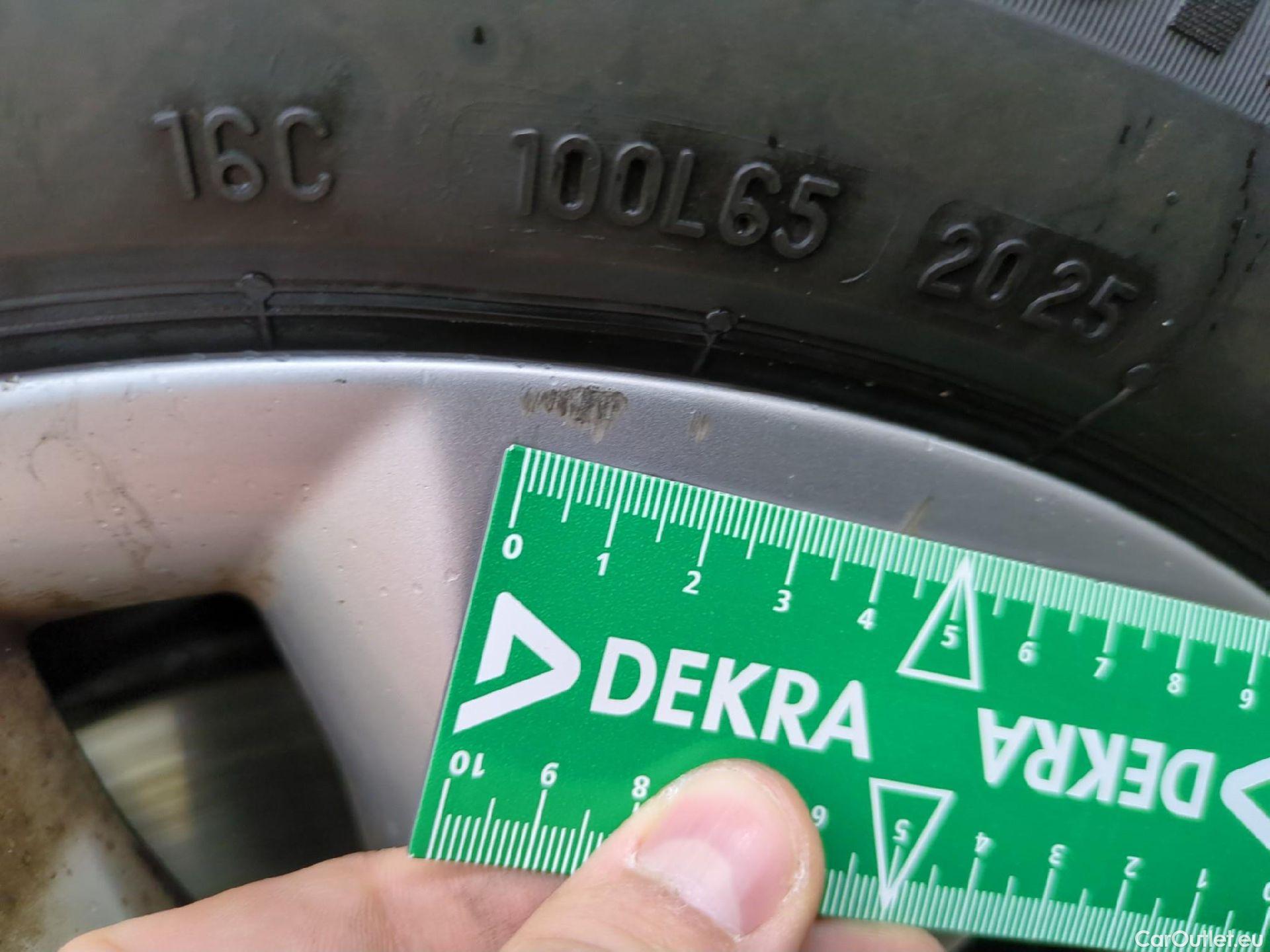  Skoda  Octavia  Berline Business 2.0 TDI 150CV BVA7 E6d #7