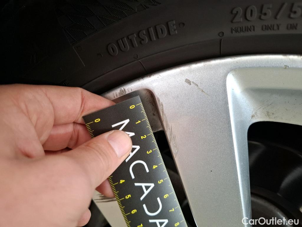  Peugeot  308  SW Active Business 1.5 HDi 130CV BVA8 E6d #38