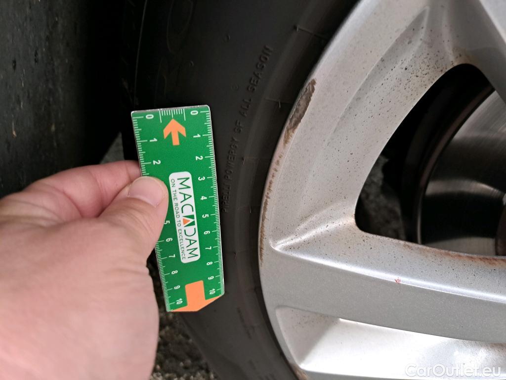  Peugeot  308  SW Active Business 1.5 HDi 130CV BVA8 E6d #19