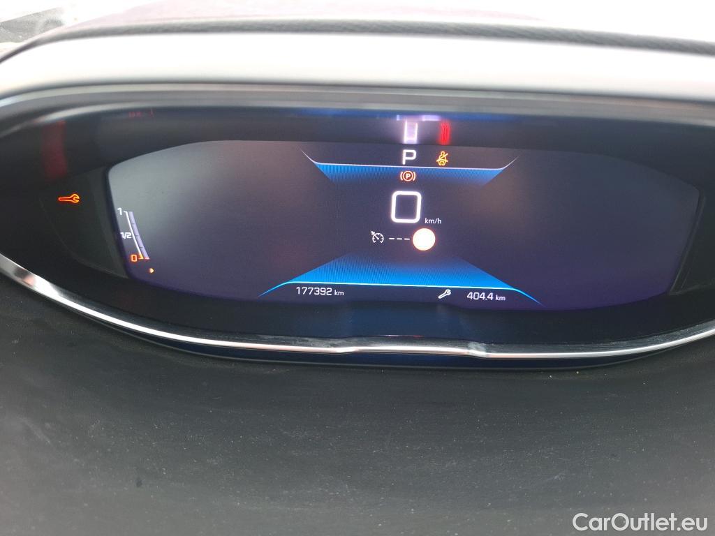  Peugeot  3008  Allure Pack 1.5 HDi 130CV BVA8 E6d #40