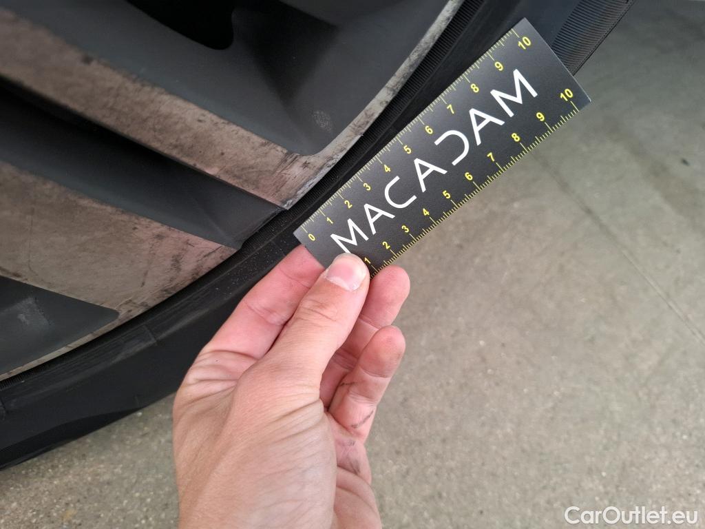  Peugeot  3008  Allure Pack 1.5 HDi 130CV BVA8 E6d #17