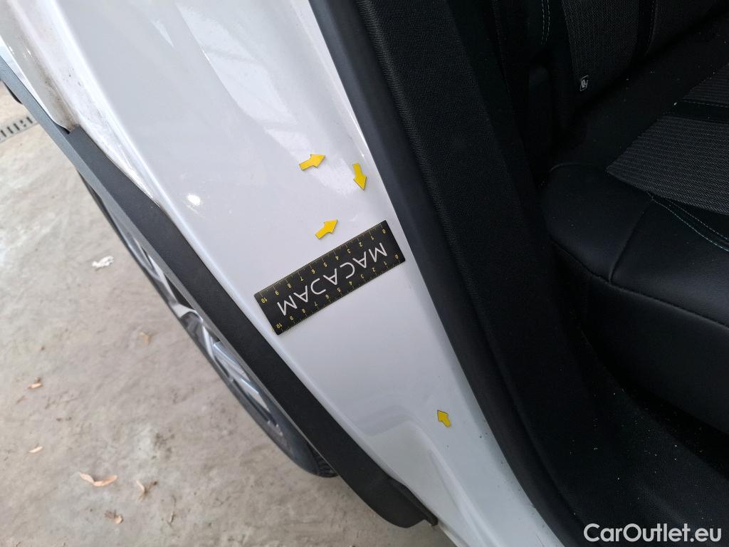  Peugeot  3008  Allure Pack 1.5 HDi 130CV BVA8 E6d #10