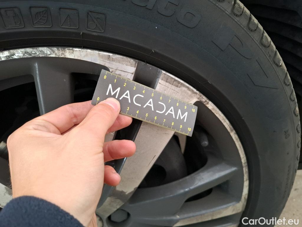  Peugeot  3008  Allure Pack 1.5 HDi 130CV BVA8 E6d #50