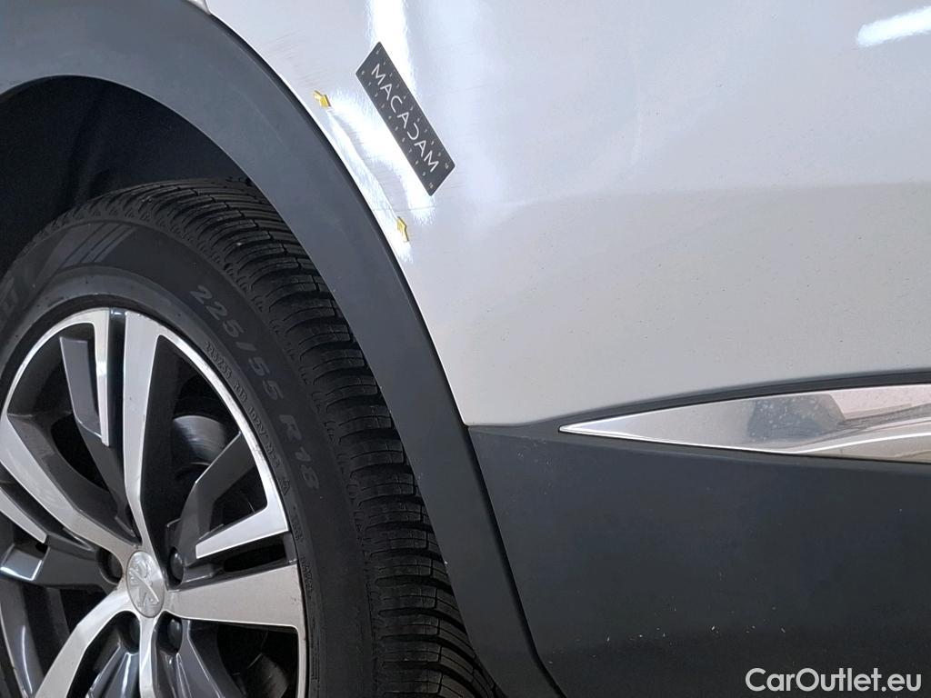  Peugeot  3008  Allure Pack 1.5 HDi 130CV BVA8 E6d #4