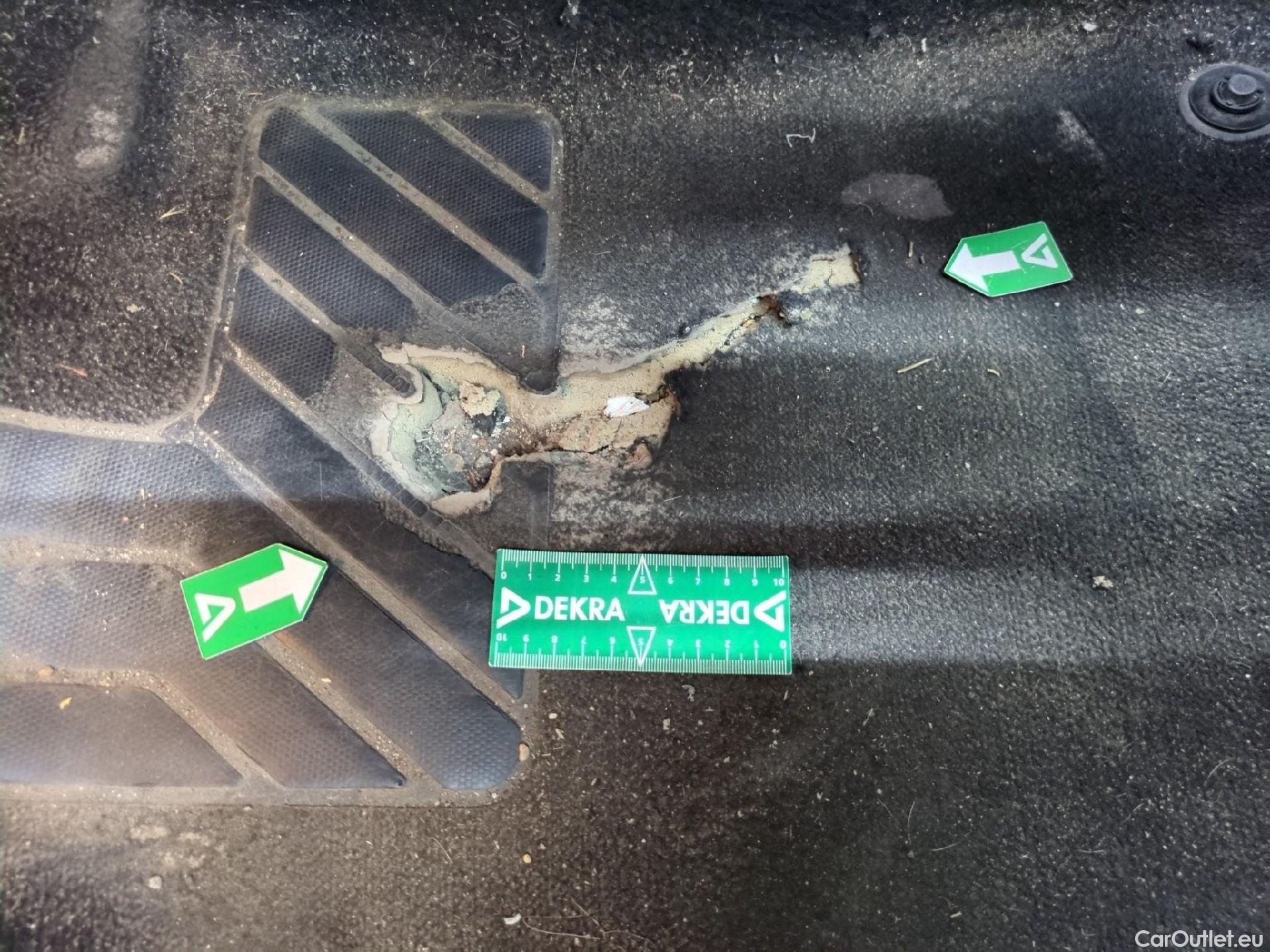  Peugeot  308  SW Allure Business 1.2 PureTech 130CV BVA8 E6d #25